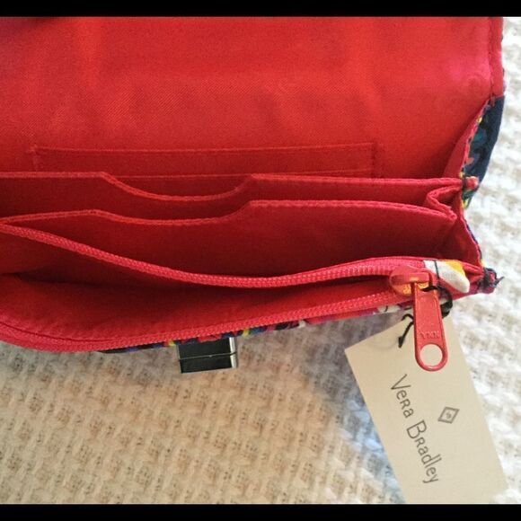 Vera Bradley Smartphone Wristlet Twilight Paisley - Picture 3 of 3